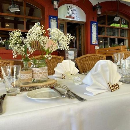 Marktplatzhotel - Restaurant Tafelspitz Weinheim Bagian luar foto