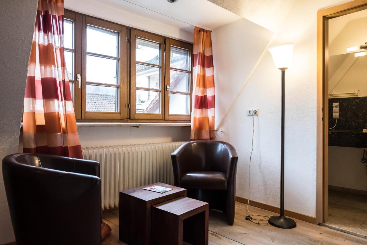 Marktplatzhotel - Restaurant Tafelspitz Weinheim Bagian luar foto